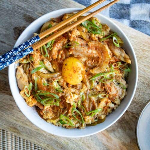Oyakodon (Rijstbowl met kip en ei)