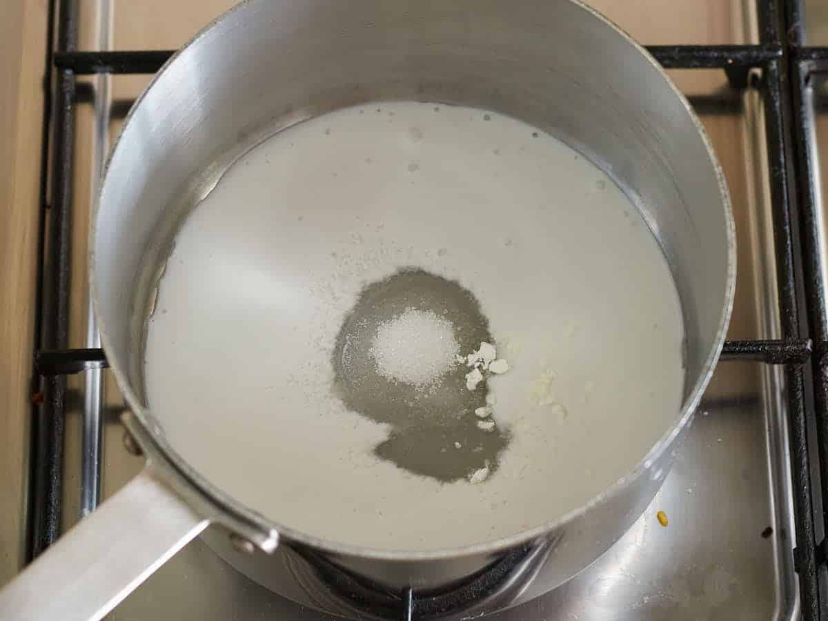kokos saus maken voor Mango Sticky Rice